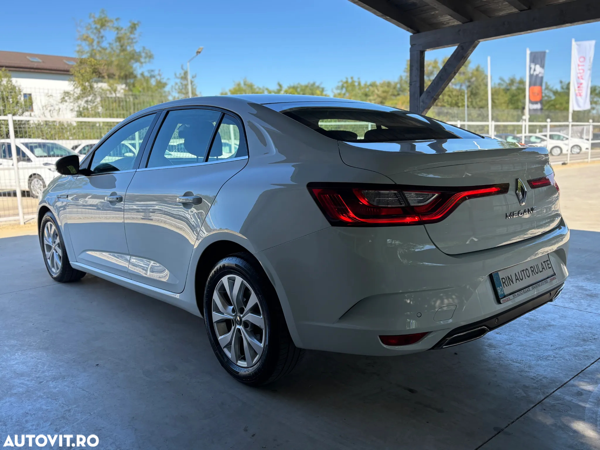 Renault Megane BLUE dCi 115 Equilibre - 6