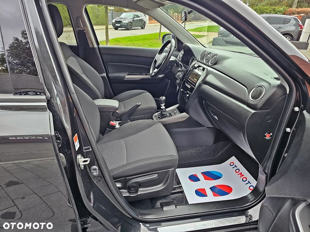 Suzuki Vitara 1.4 Boosterjet Premium 2WD - 18