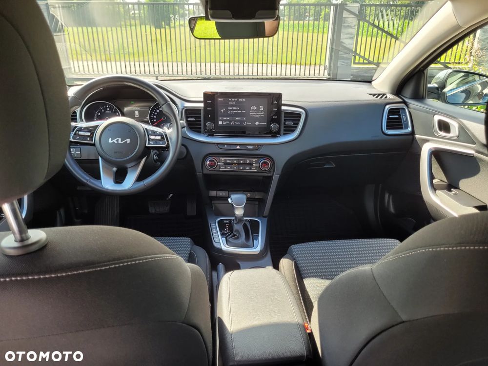 Kia Ceed - 21