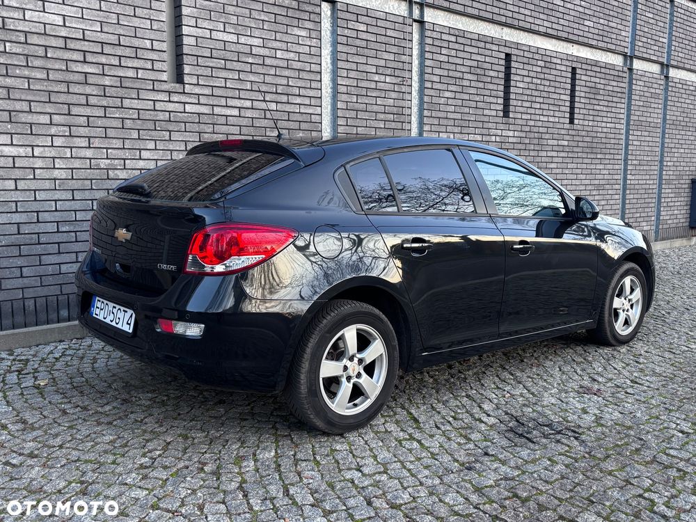 Chevrolet Cruze 1.6 LT - 5