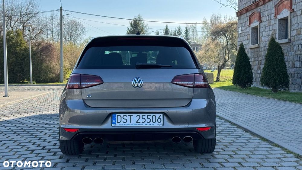 Volkswagen Golf - 7