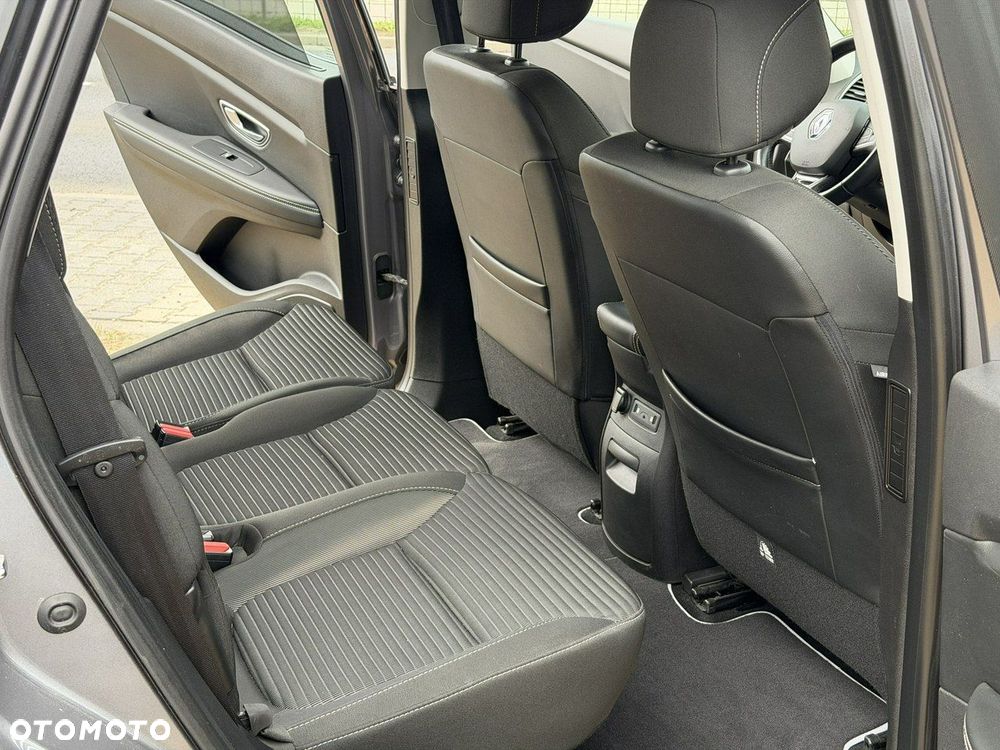 Renault Scenic - 18