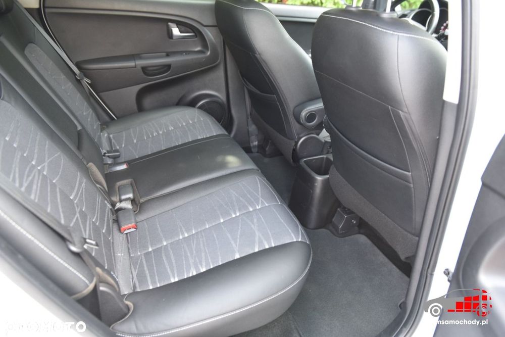 Kia Venga - 20