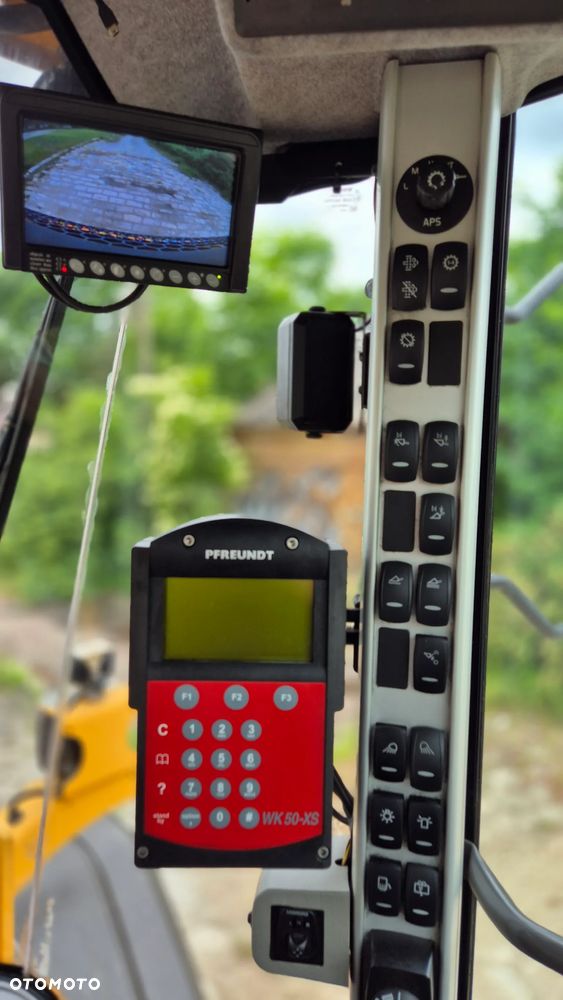 Volvo L 120 G - 10