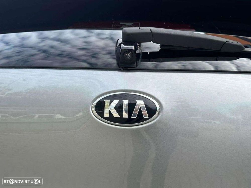 Kia Niro 1.6 GDi PHEV Tech - 18