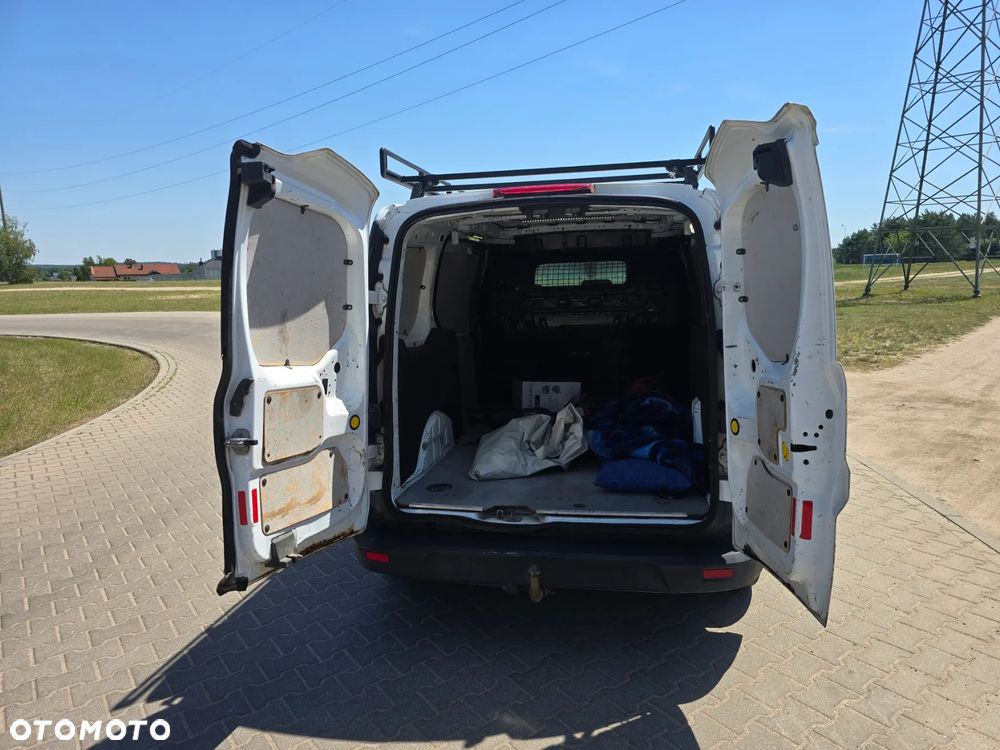 Ford Transit Connect - 11