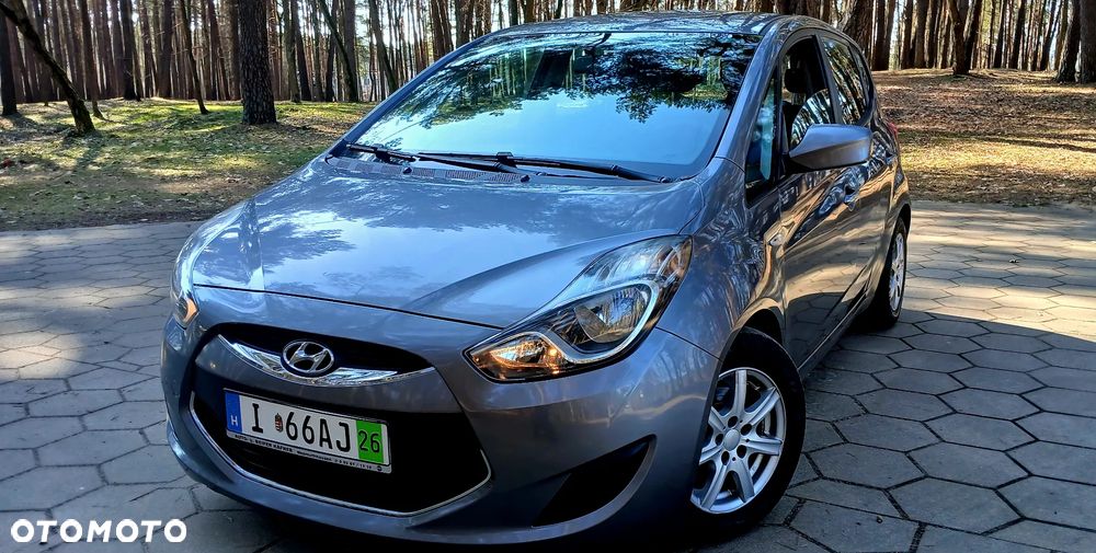 Hyundai i25 - 10