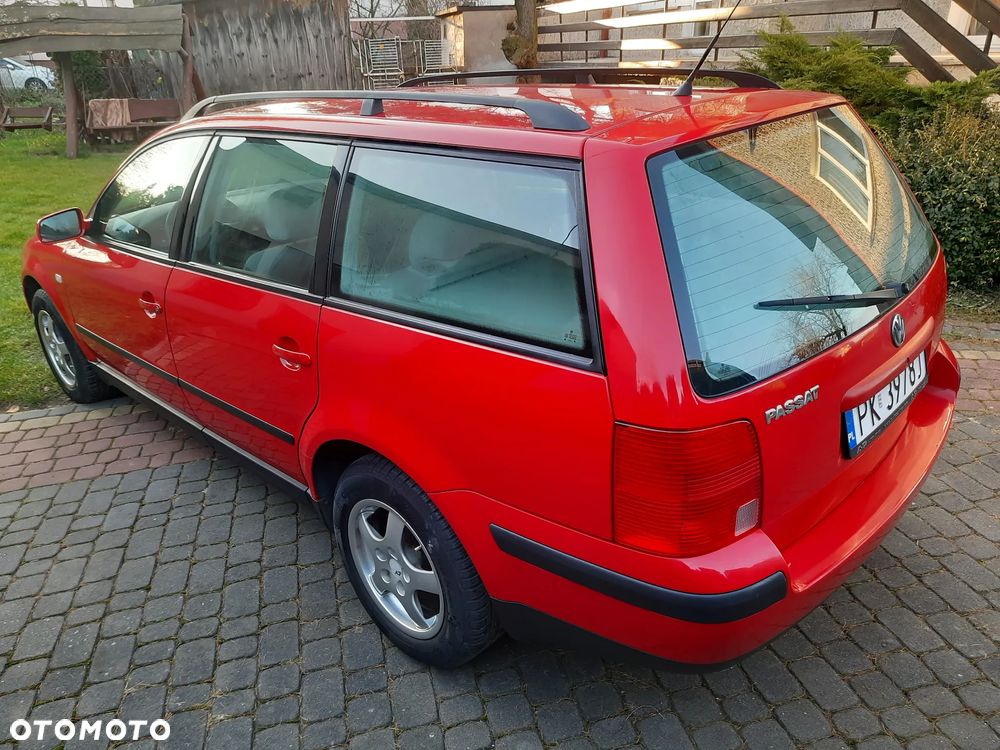 Volkswagen Passat 1.6 GL - 14