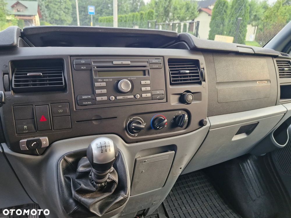 Ford TRANSIT - 12