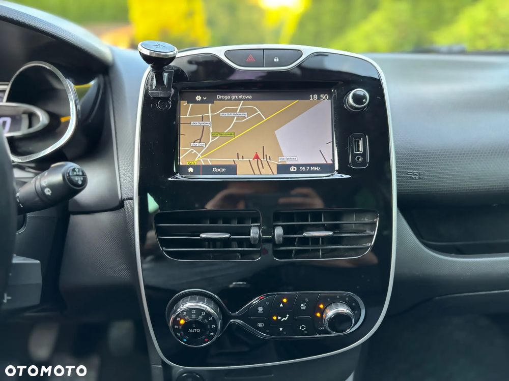Renault Clio 1.5 dCi Energy Intens - 24