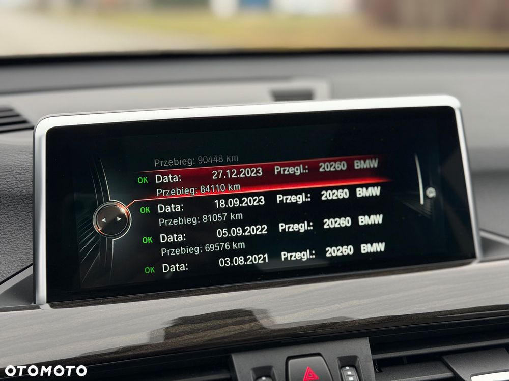 BMW X1 xDrive20i xLine sport - 33