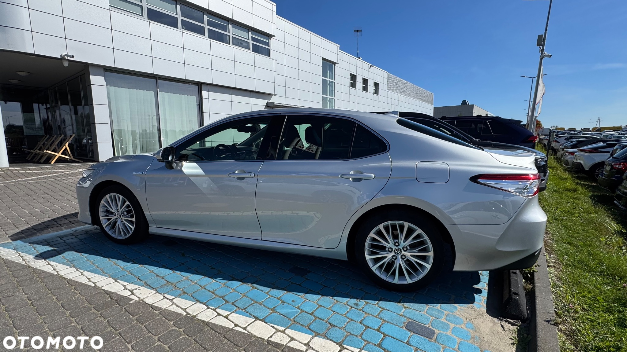 Toyota Camry 2.5 Hybrid Executive CVT - 5
