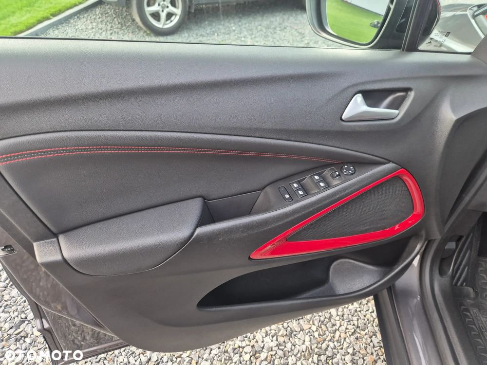 Opel Crossland 1.2 T GS Line Plus Pack - 11