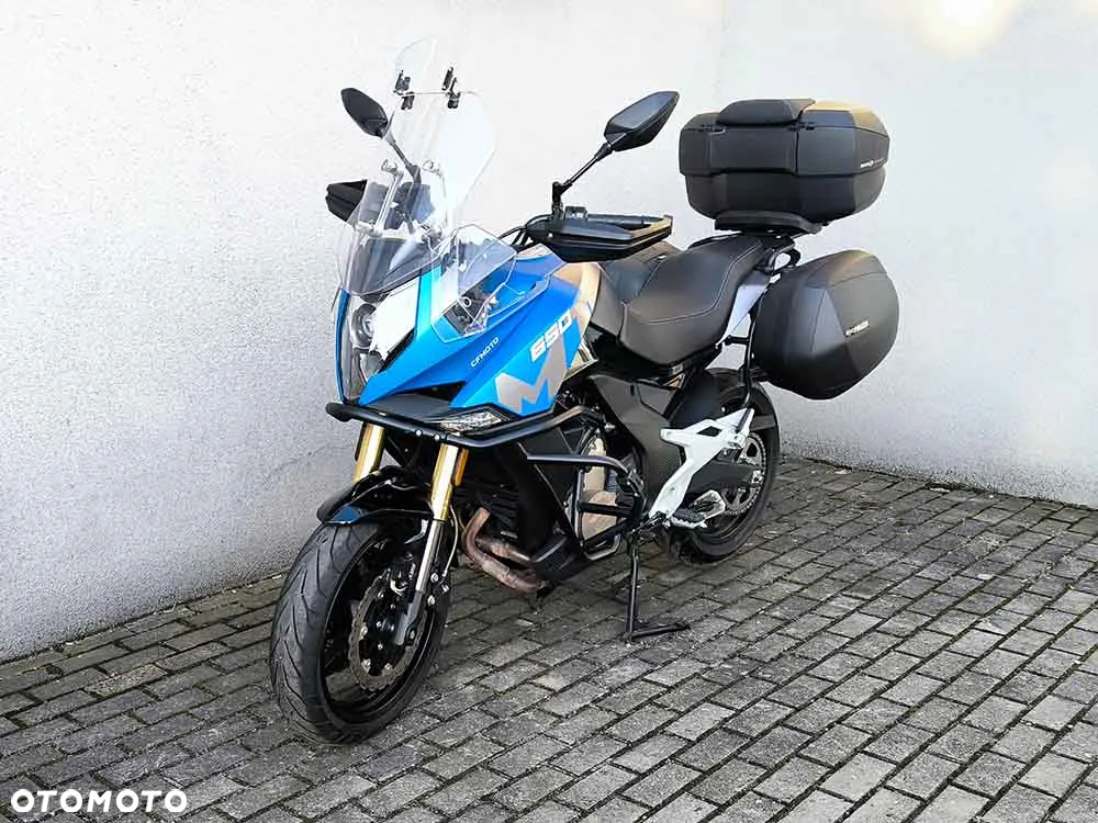 CFMoto 650 MT - 7