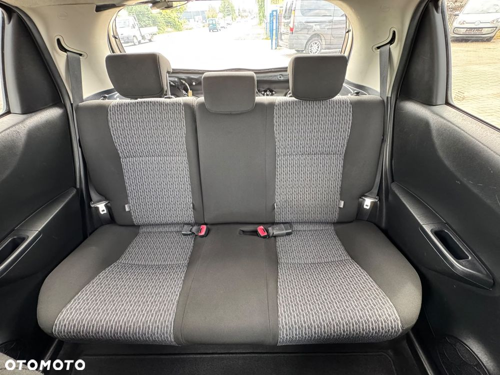 Toyota Yaris 1.33 Active - 18