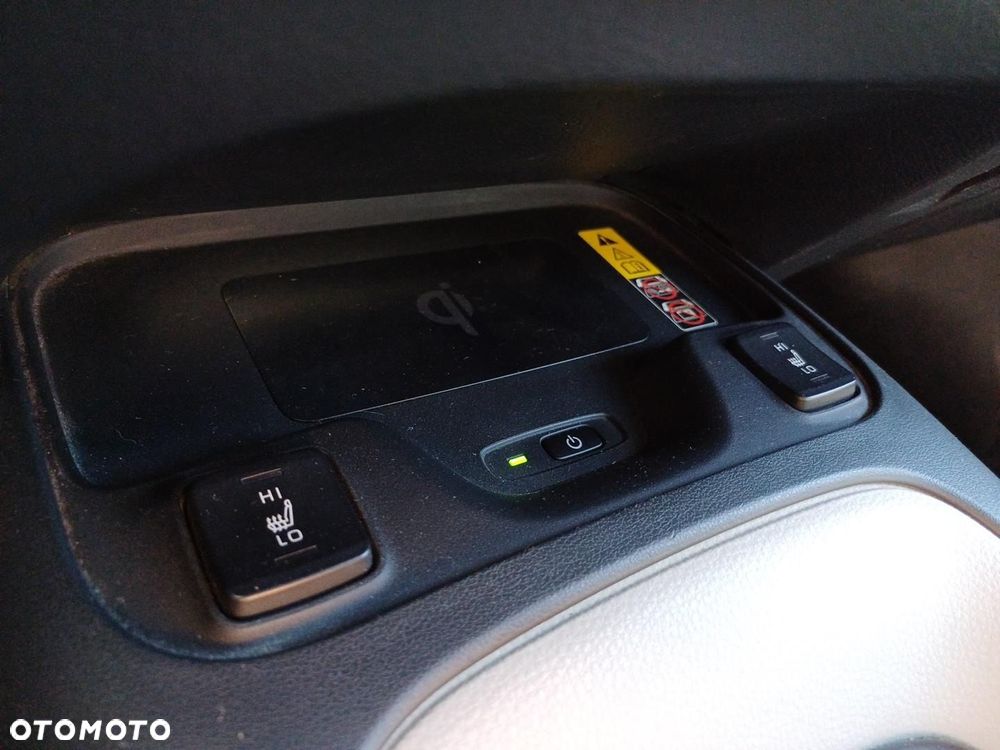 Toyota Corolla 1.8 Hybrid Style - 26