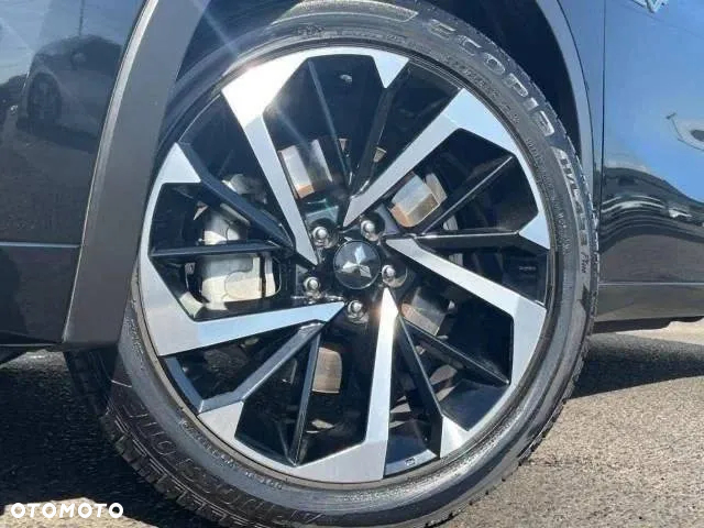 Mitsubishi Outlander - 16