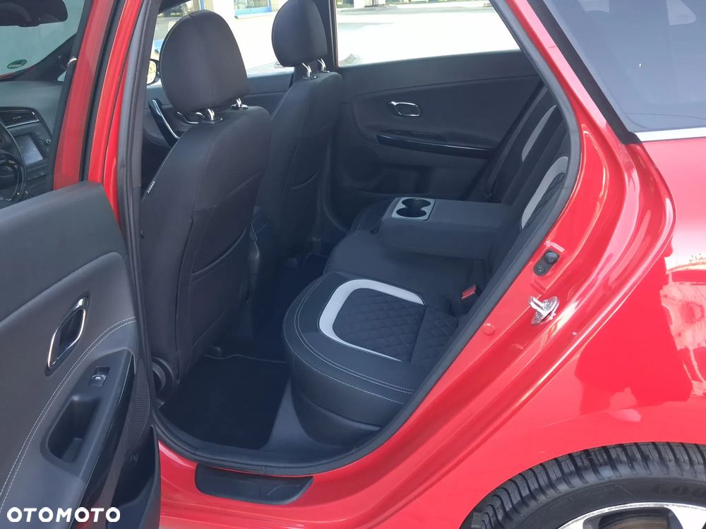 Kia Ceed 1.6 CRDi 136 ISG GT Line - 24