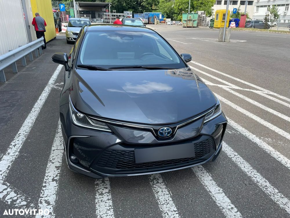 Toyota Corolla - 1