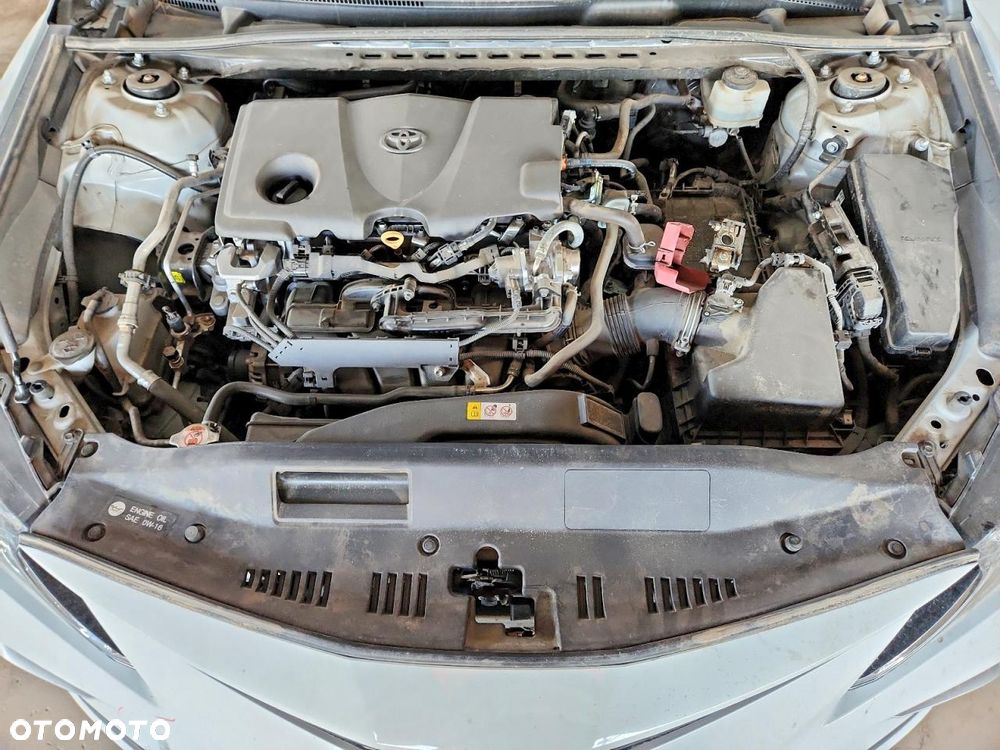 Toyota Camry - 10