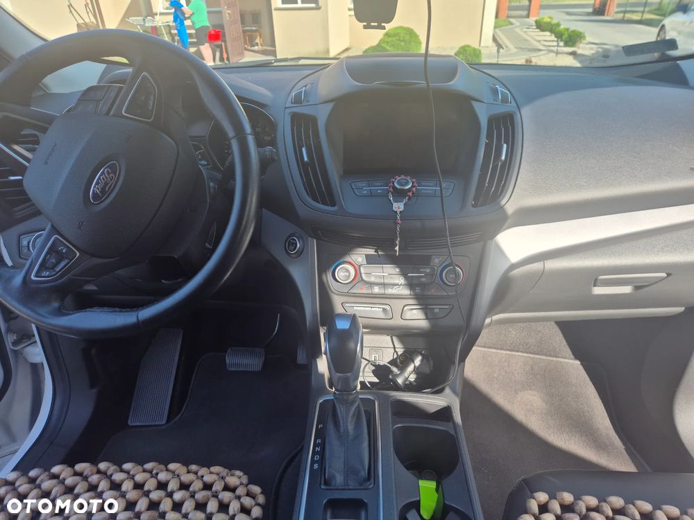 Ford Escape - 10