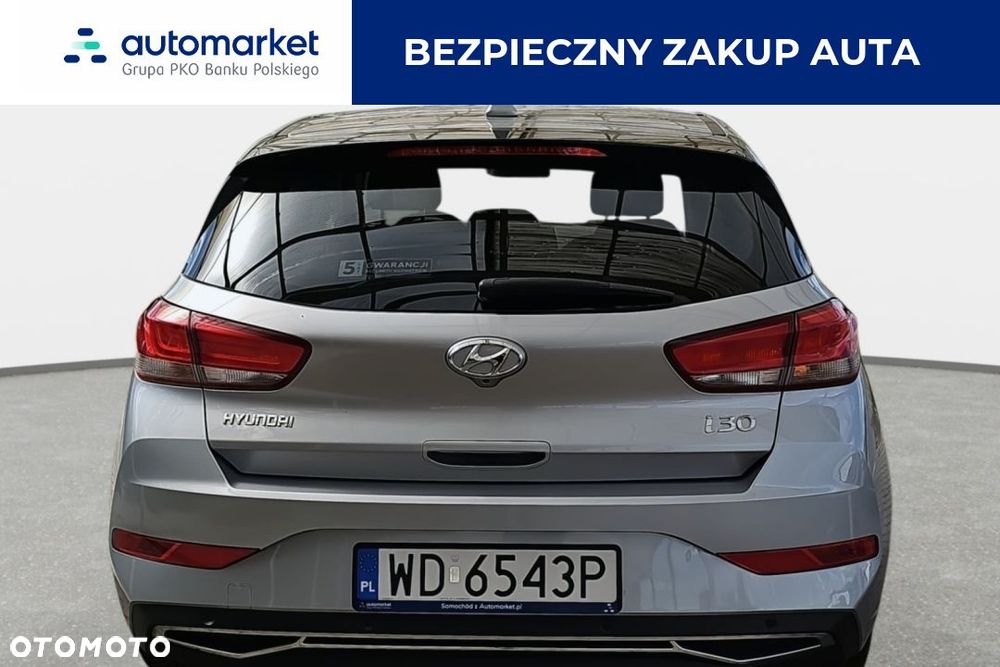 Hyundai i30 1.5 DPI Comfort - 9