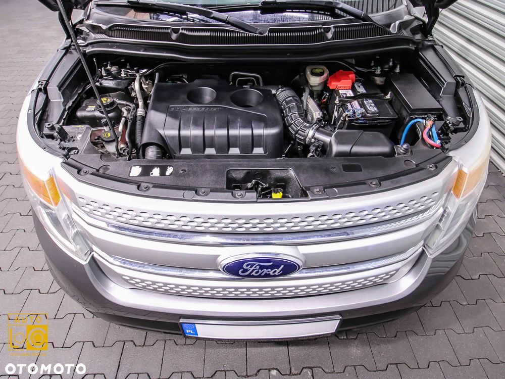 Ford Explorer - 16