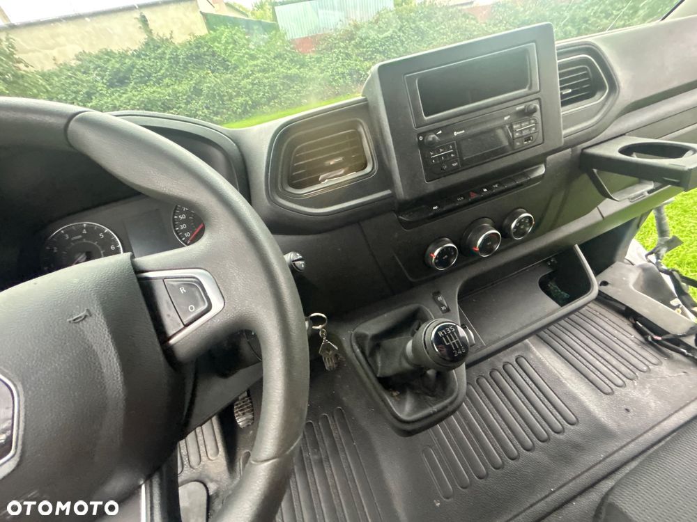 Renault Master 4 - 8