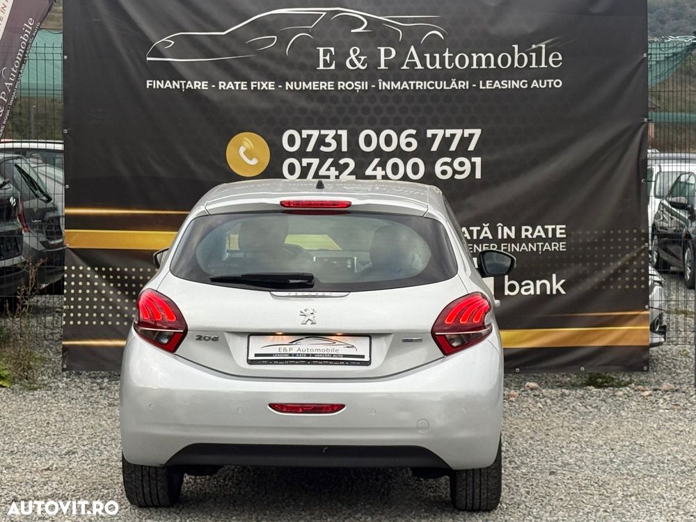 Peugeot 208 PureTech 82 Start & Stop Style - 12