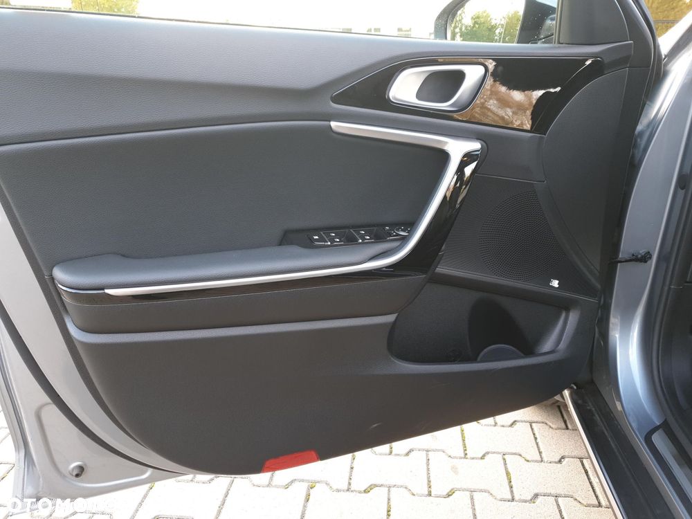 Kia XCeed 1.5 T-GDI Business Line DCT - 10