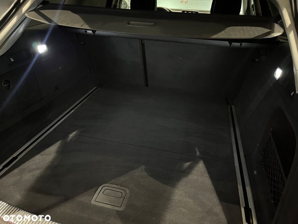 Audi A6 Avant 2.0 TDI Ultra S tronic - 34