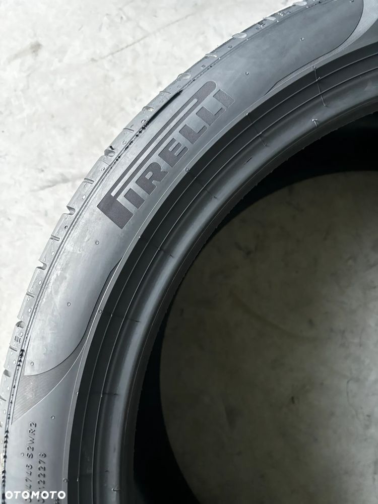 Opony letnie Pirelli P-Zero PZ4 - 265/40R21 - 7