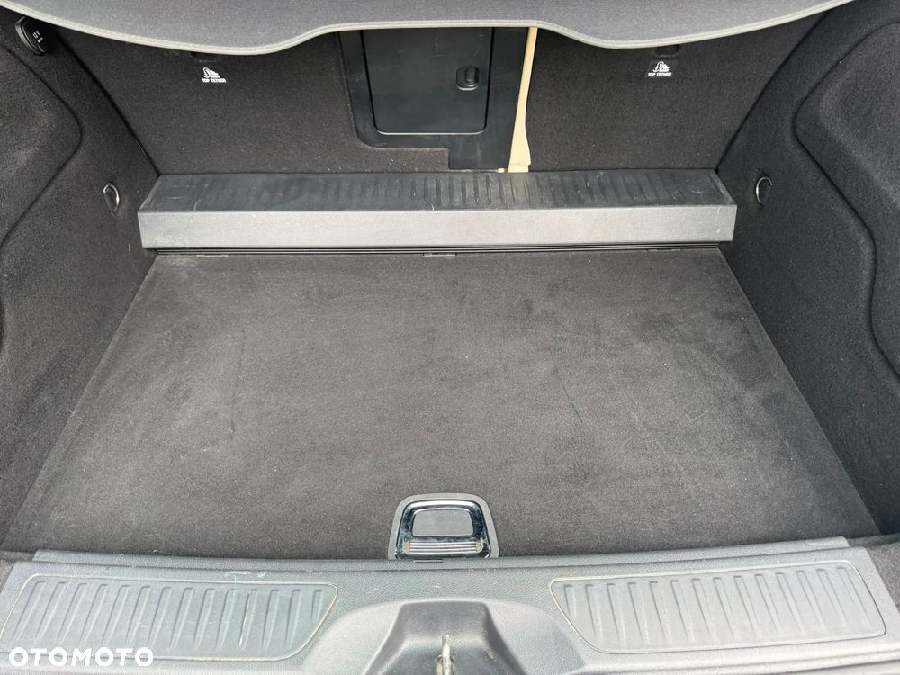 Mercedes-Benz Klasa B 250 4Matic 7G-DCT UrbanStyle Edition - 12