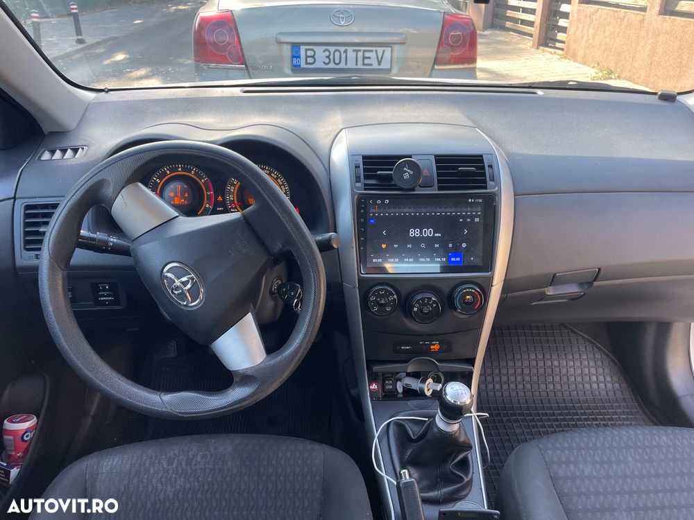 Toyota Corolla 1.3 Luna - 4