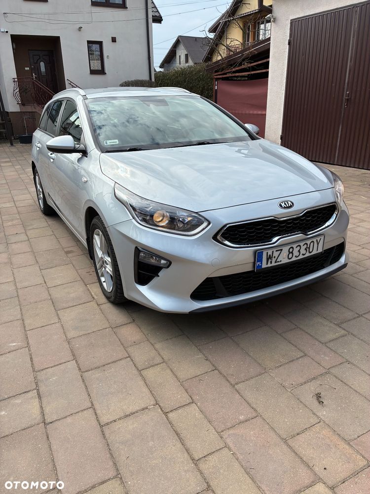 Kia Ceed - 1