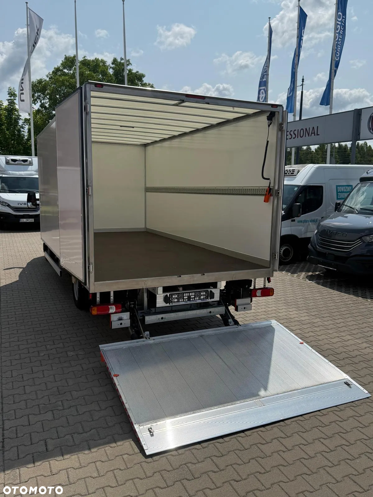 Iveco 50C16H3,0Z  KAT. B WERSJA WZMOCNIONA Z WINDĄ - 8