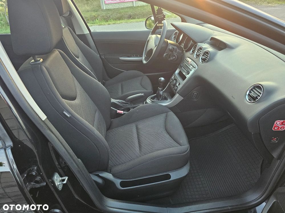 Peugeot 308 1.6 HDi Premium - 6