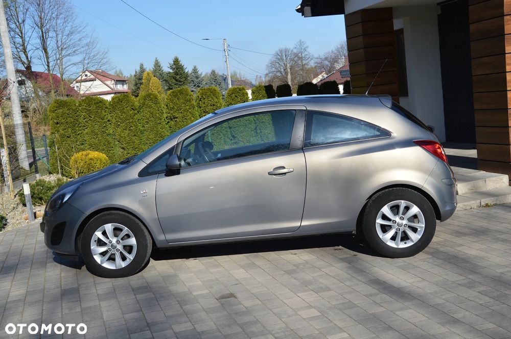 Opel Corsa 1.4 Color Edition - 4