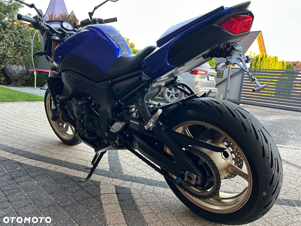 Yamaha FZ8 - 12
