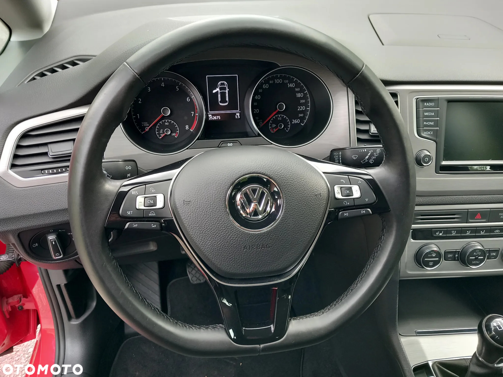 Volkswagen Golf Sportsvan 1.4 TSI (BlueMotion Technology) Comfortline - 17