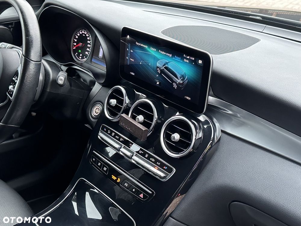 Mercedes-Benz GLC 300 de 4Matic 9G-TRONIC - 15