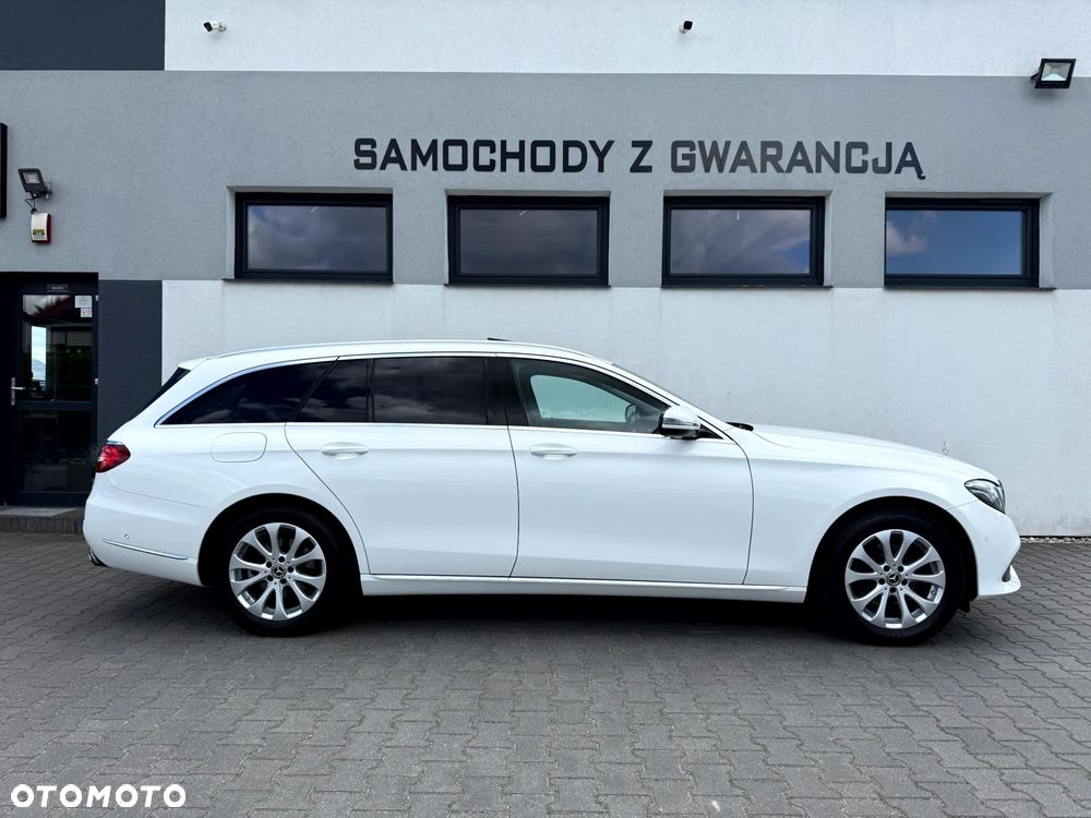 Mercedes-Benz Klasa E 220 d 9G-TRONIC Exclusive - 9