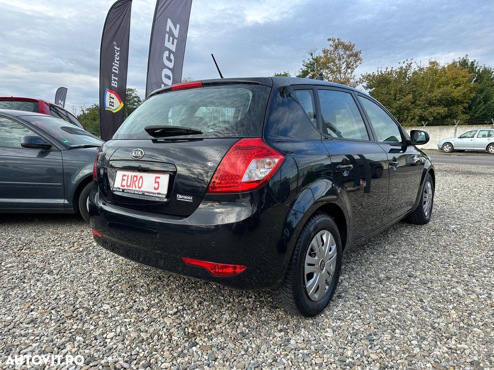 Kia Ceed - 6