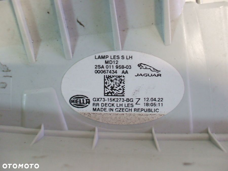 JAGUAR XE X760 LAMPA TYŁ TYLNA lewa w klapę - 3