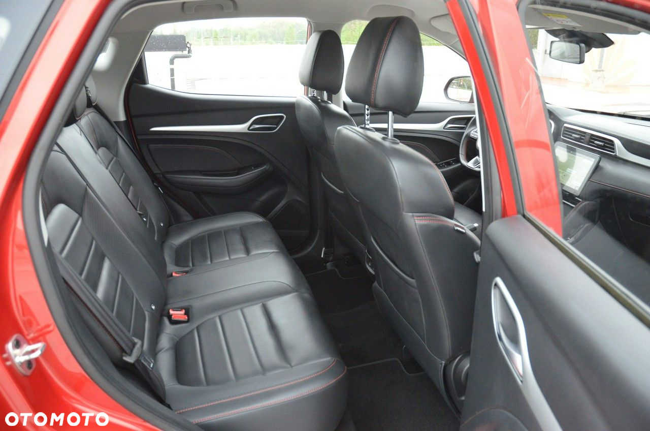 MG ZS - 31