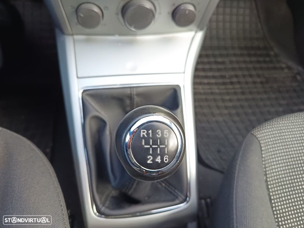 Opel Astra GTC 1.7 CDTI DPF Sport - 30