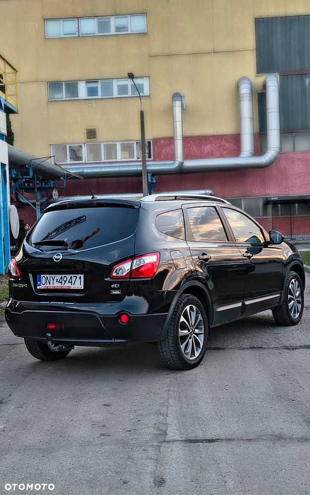 Nissan Qashqai+2 2.0 dCi DPF 4x4 tekna - 2