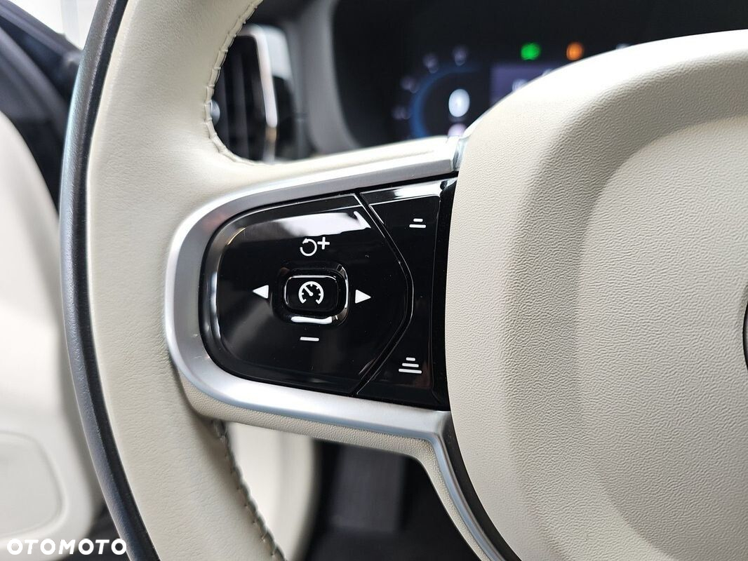 Volvo XC 60 T5 GPF AWD Inscription - 21