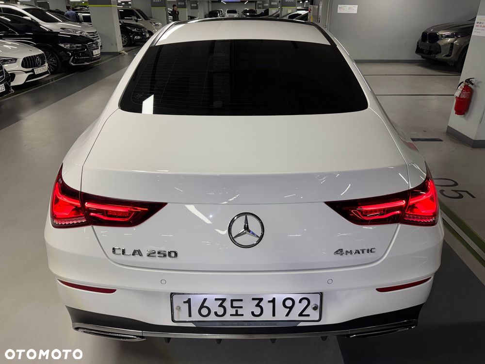 Mercedes-Benz CLA 250 4Matic 8G-DCT Edition AMG Line - 4