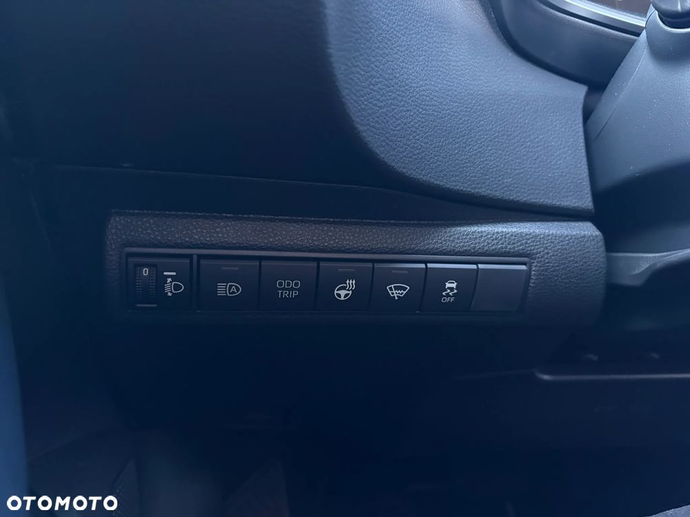 Toyota Corolla 1.8 Hybrid Style - 18